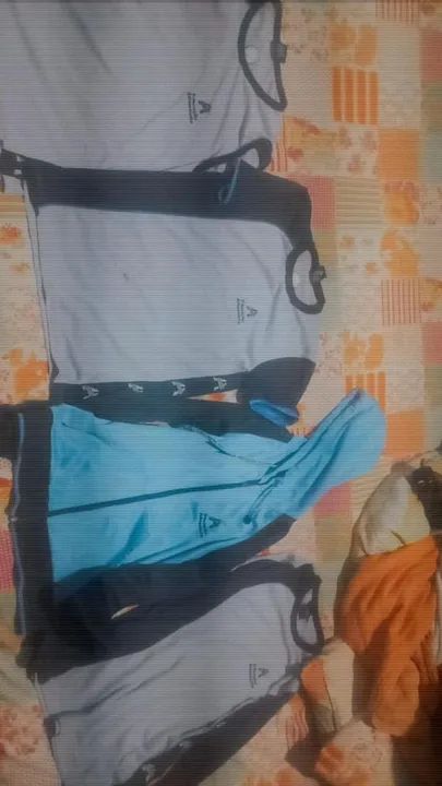 Livros e uniformes  - Foto 2