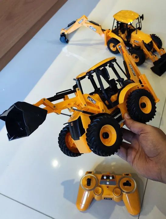 Retro Escavadeira de controle remoto JCB  - Foto 4