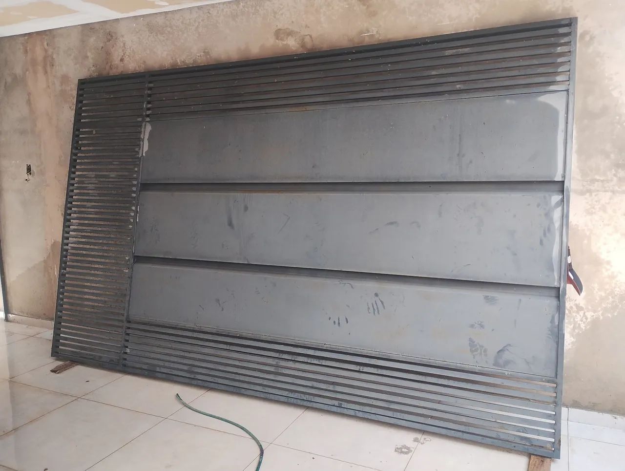 folha de portão de ferro medindo 4,10 metros - Foto 2