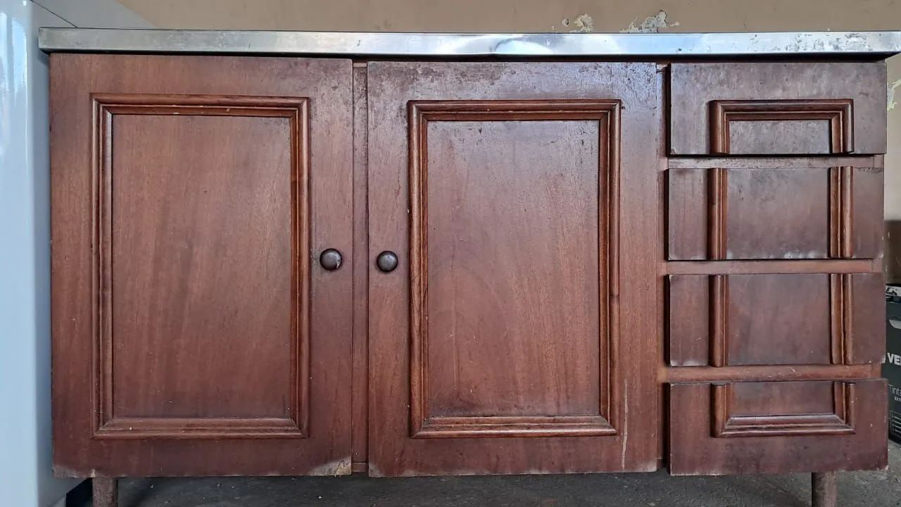 Armário de Cozinha em Madeira com Pia de Aço Inox - Foto 2