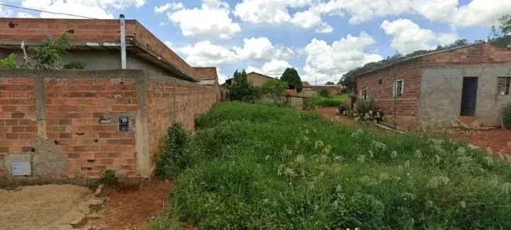 Lote 253,00m² (Asfalto e Agua) Residencial Rosa Morena - Trindade