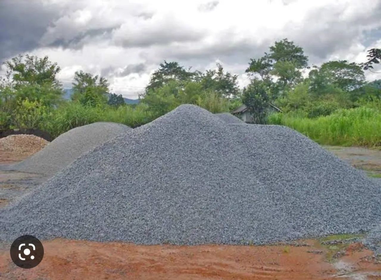 Areia, Brita, Pedra e Rachão - Entrega rápida! - Foto 3