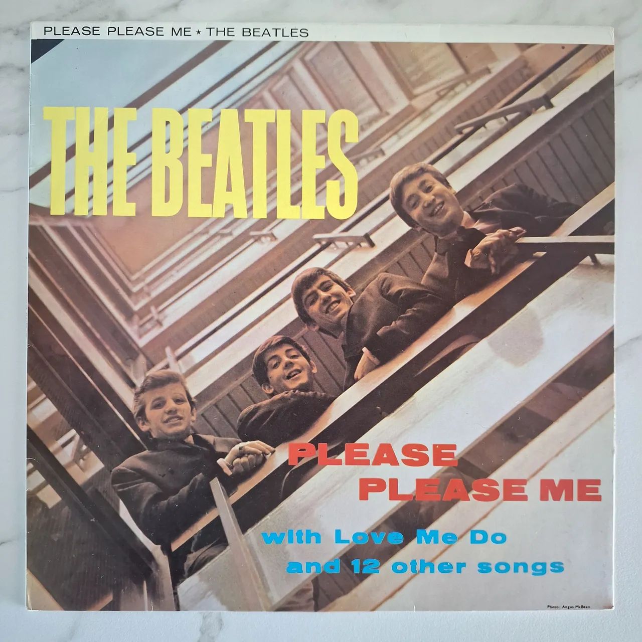 LP Beatles Please Please Me usado em ótimo estado 