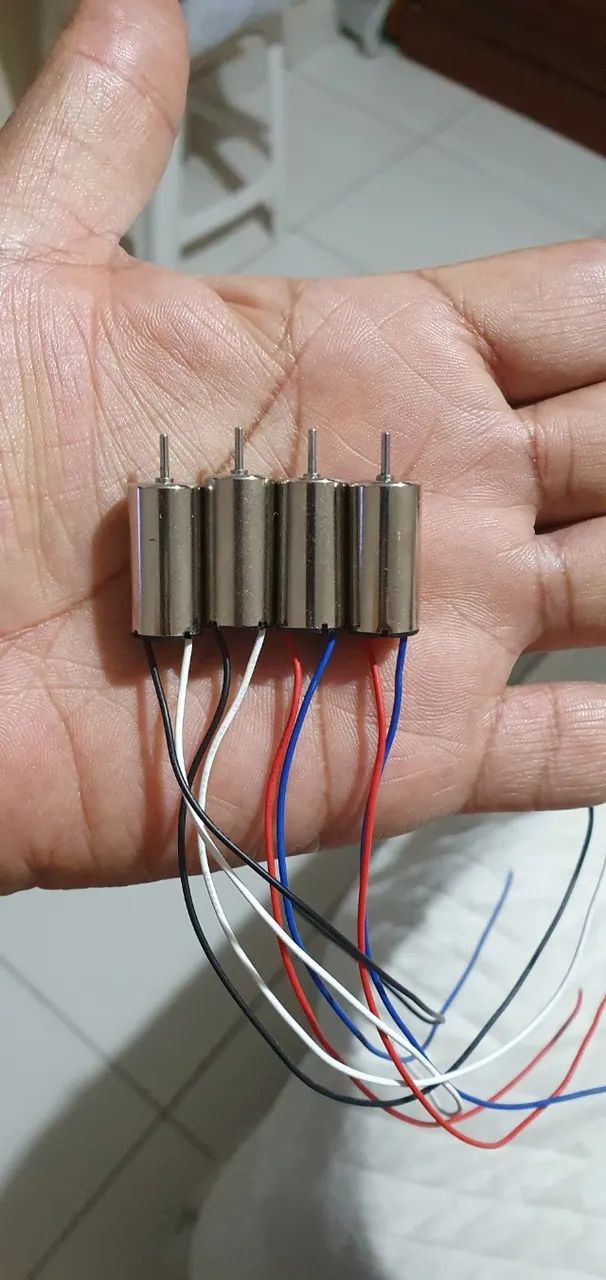 Drones peças para vários modelos(VISUO-SYMA-EACHINE-HUBSAN E OUTROS) - Foto 3