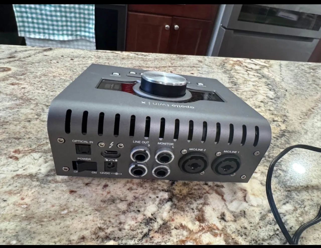 Interface de Áudio Universal Audio Apollo Twin X - Foto 2