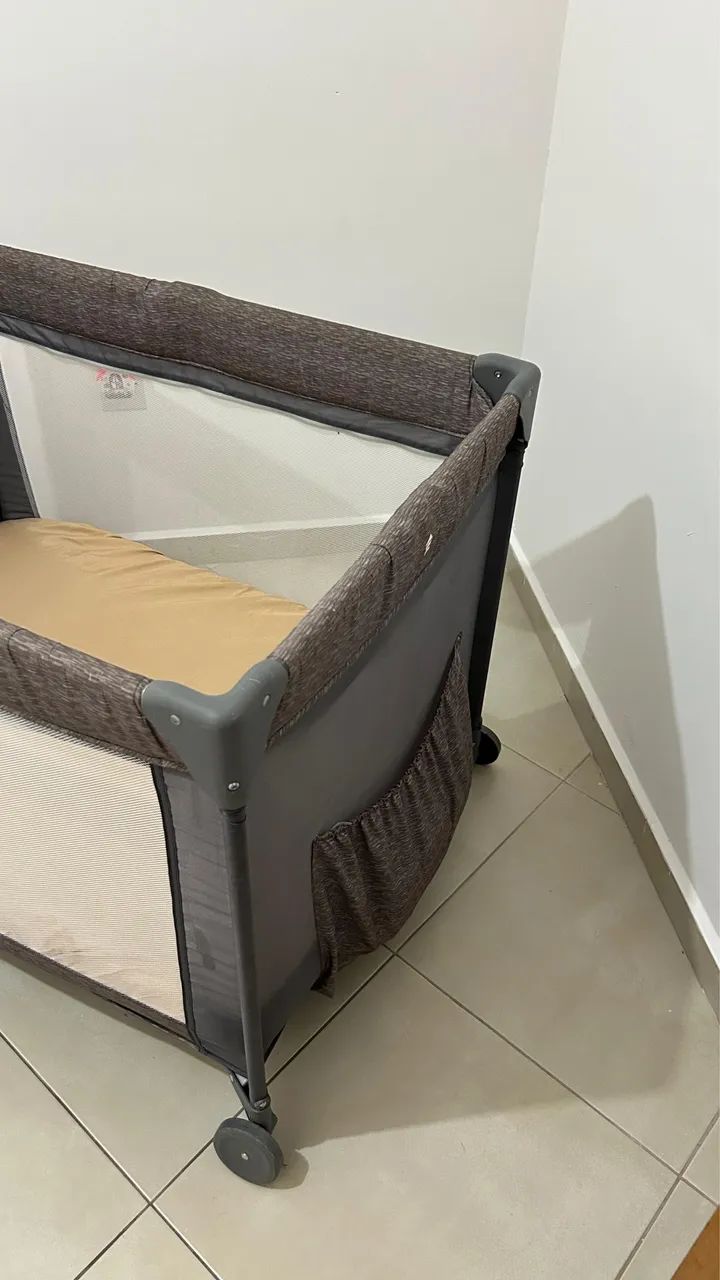 Berço portátil  COSCO  Acompanha colchão novo  - Foto 4