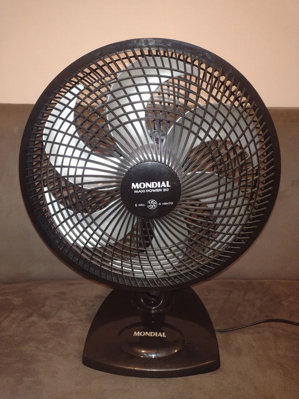 Ventilador de Mesa Mondial Maxi Power 30