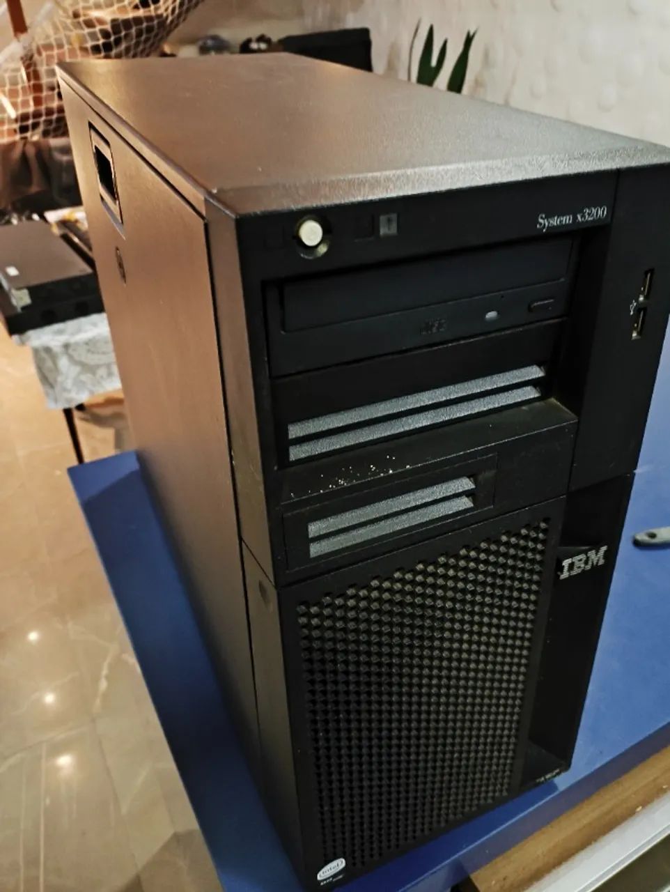 IBM System x3200 Server64374416689155120