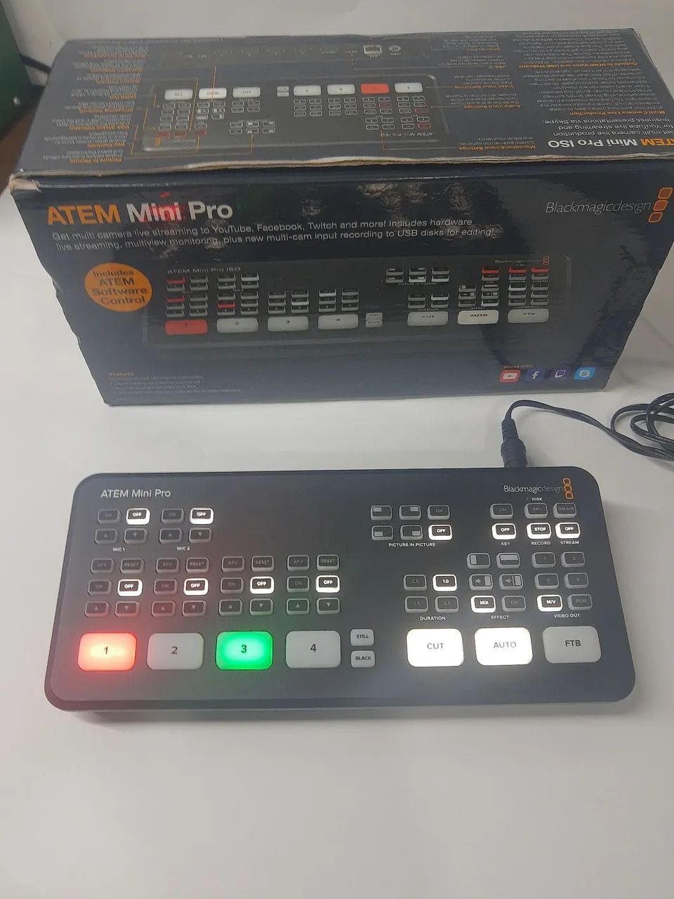 ATEM Mini Pro - Streaming profissional para Youtube, Twitch e Facebook - Foto 3