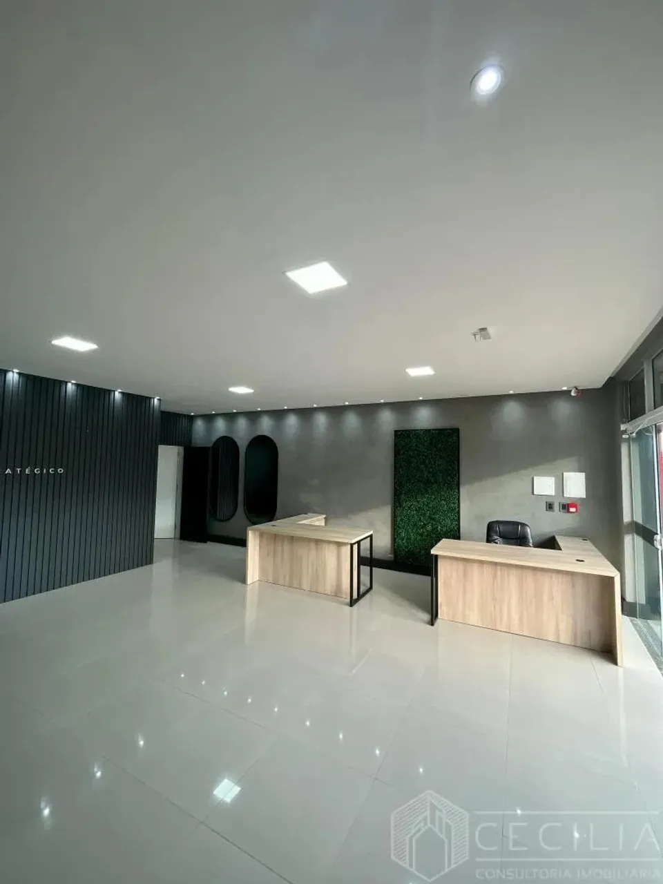 Sala Mobiliada no Edifício Vila Bella em Tramandaí - Venda REF: 3950