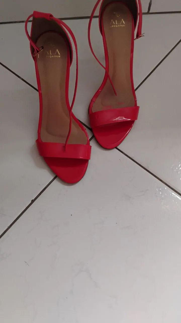 Vendo sandália  - Foto 2
