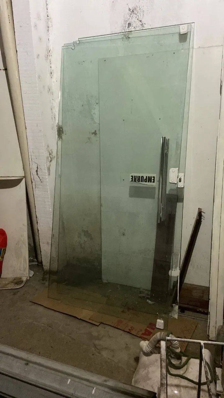 Porta de vidro para loja 2x 2,03 de altura 