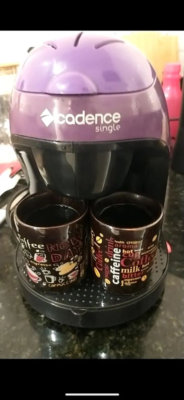 Cafeteira Cadence dois cafés