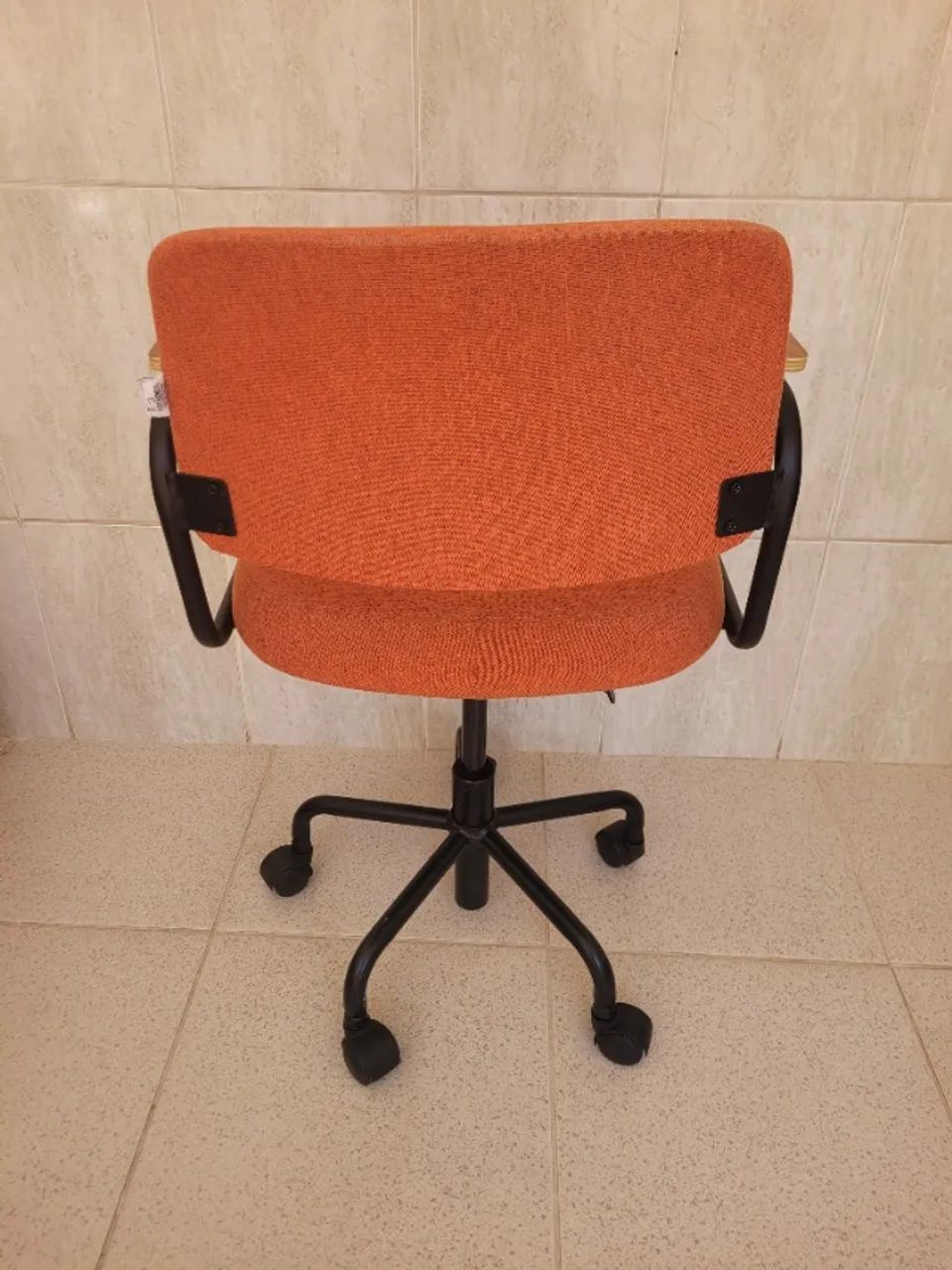 CADEIRA HOME OFFICE CARTE ELBOW - TOk&Stok - Foto 4