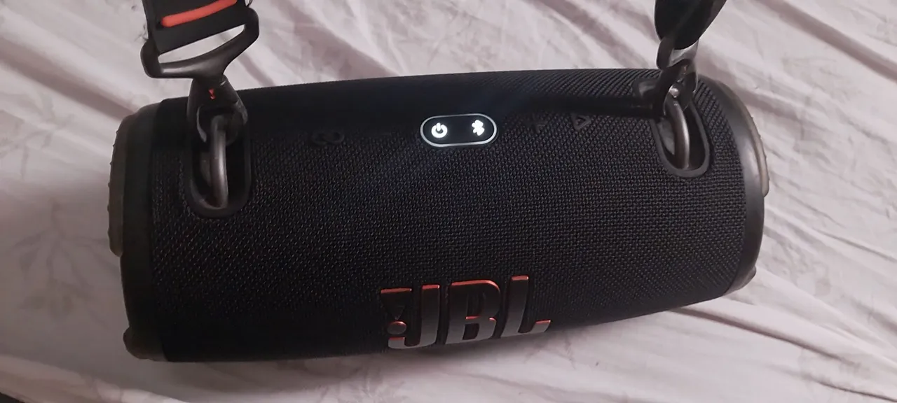 Caixa de Som JBL xtreme 3