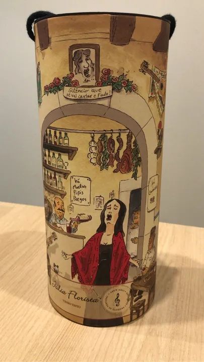 Vinho tinto português Júlia florista