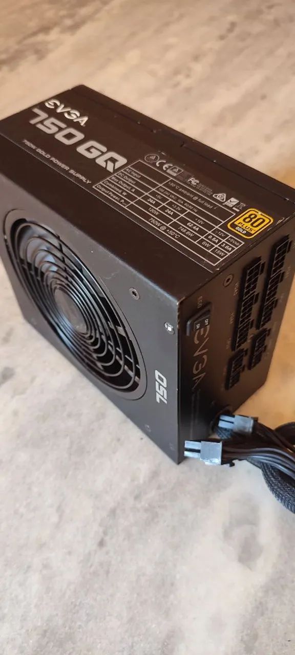 Fonte 750w EVGA 80 Plus GQ (Ouro)