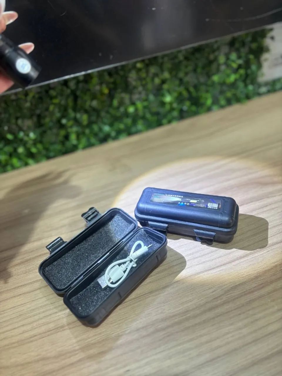 Mini Lanterna Recarregável Ecooda  - Foto 4