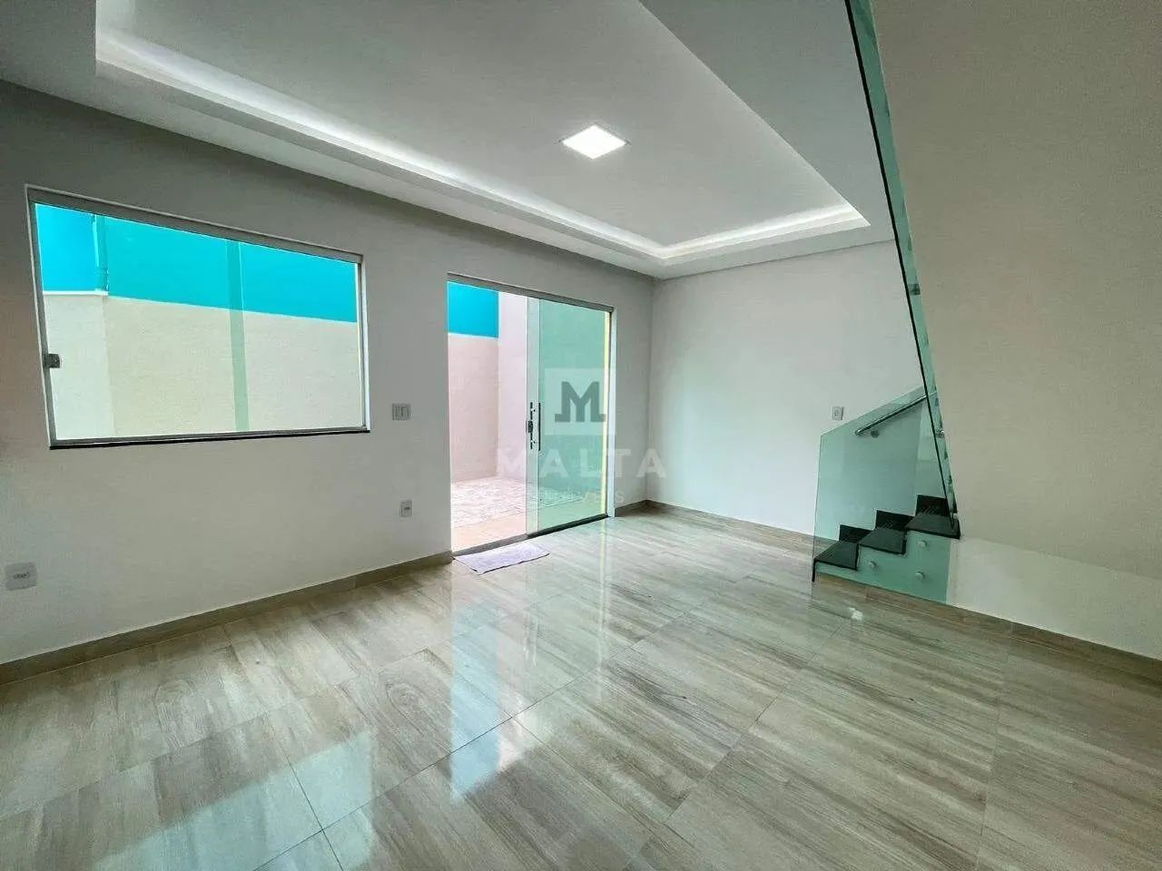 Casa recém construída 03 quartos em Sarzedo - Foto 2