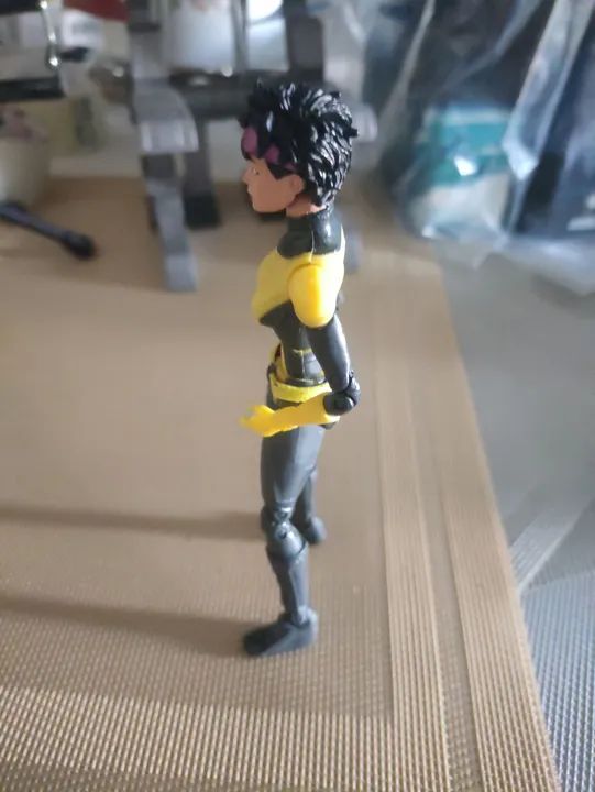 Boneca Jubileu Marvel Legends Jubilee Custom para Toybiz ou Hasbro - Foto 3