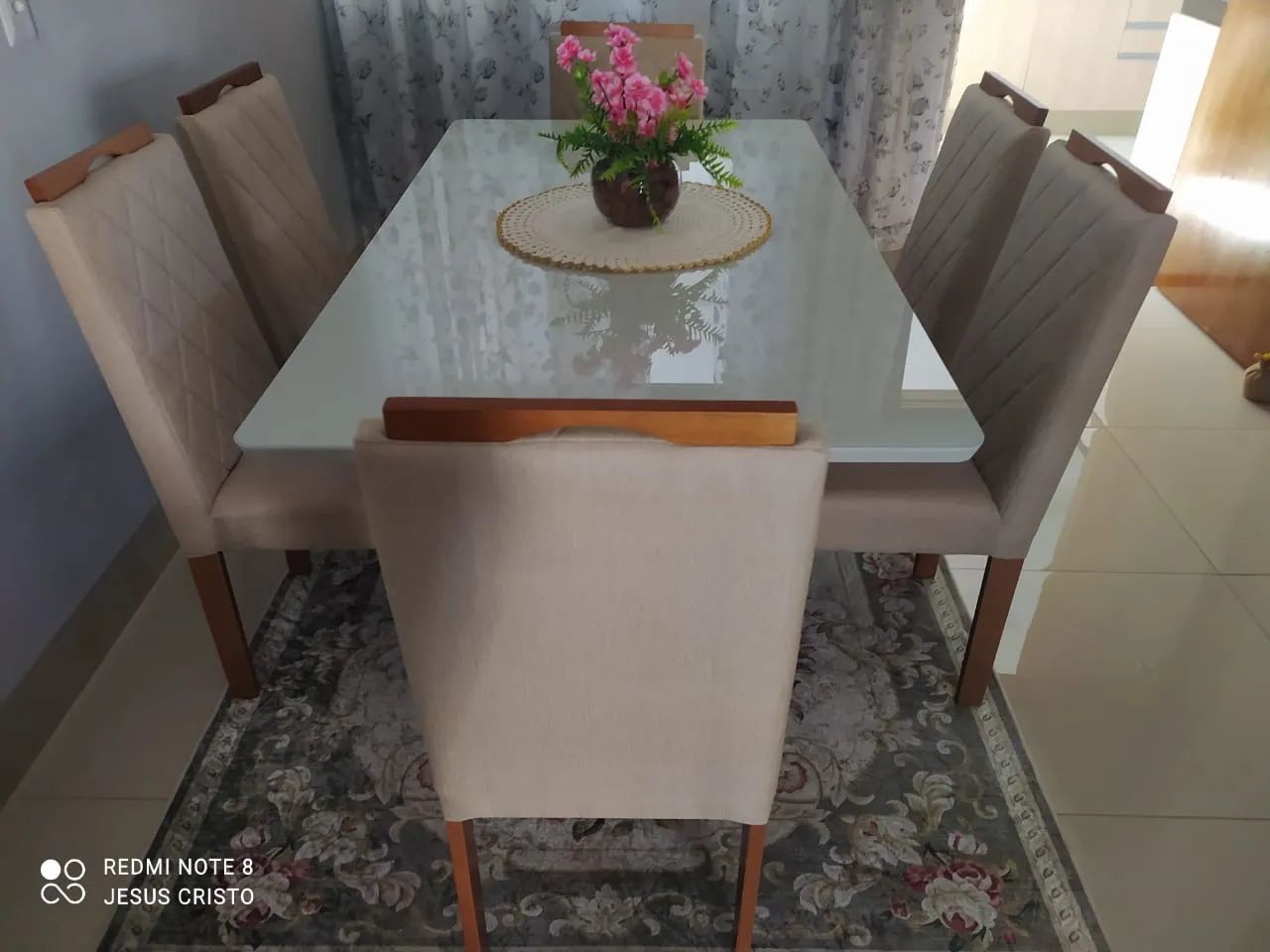 Mesa de Jantar com 6 Cadeiras de madeira  - Foto 3