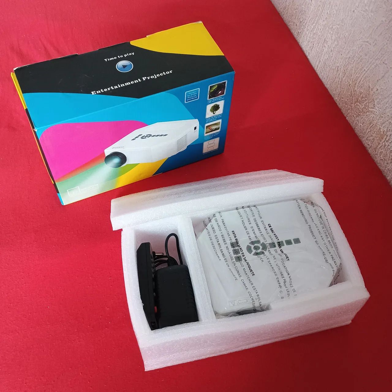 Mini Projetor Portátil  - Foto 2