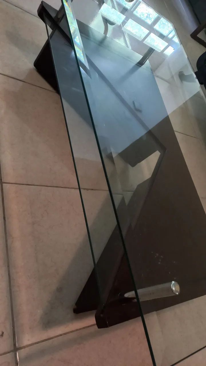 Mesa de centro em vidro temperado