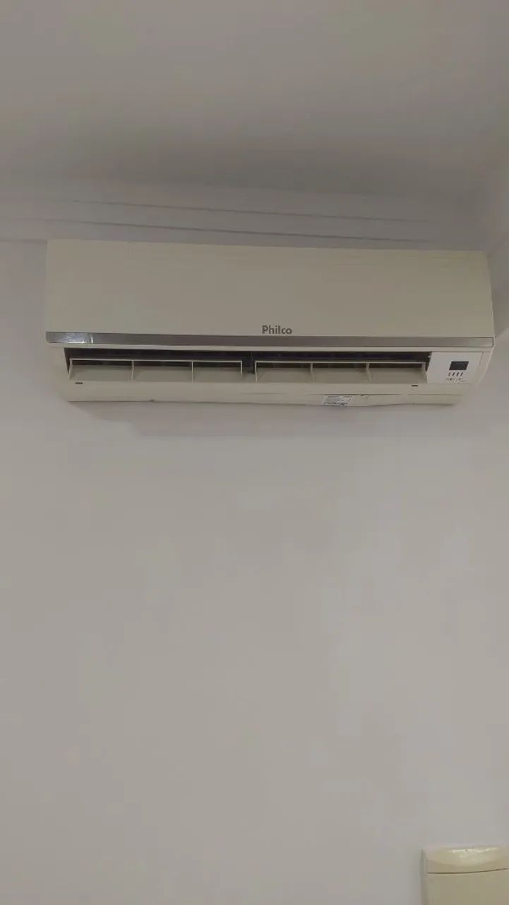 Split Philco 9.000 btus bem conservado 