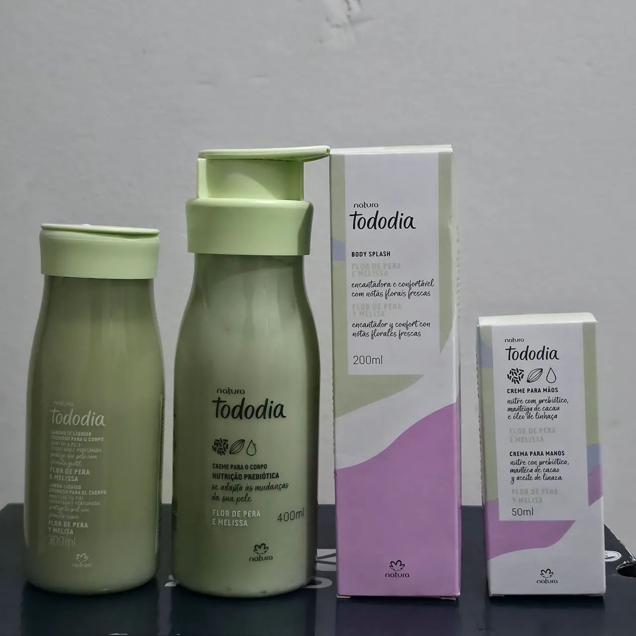 Presente Natura Tododia flor de pera e Melissa