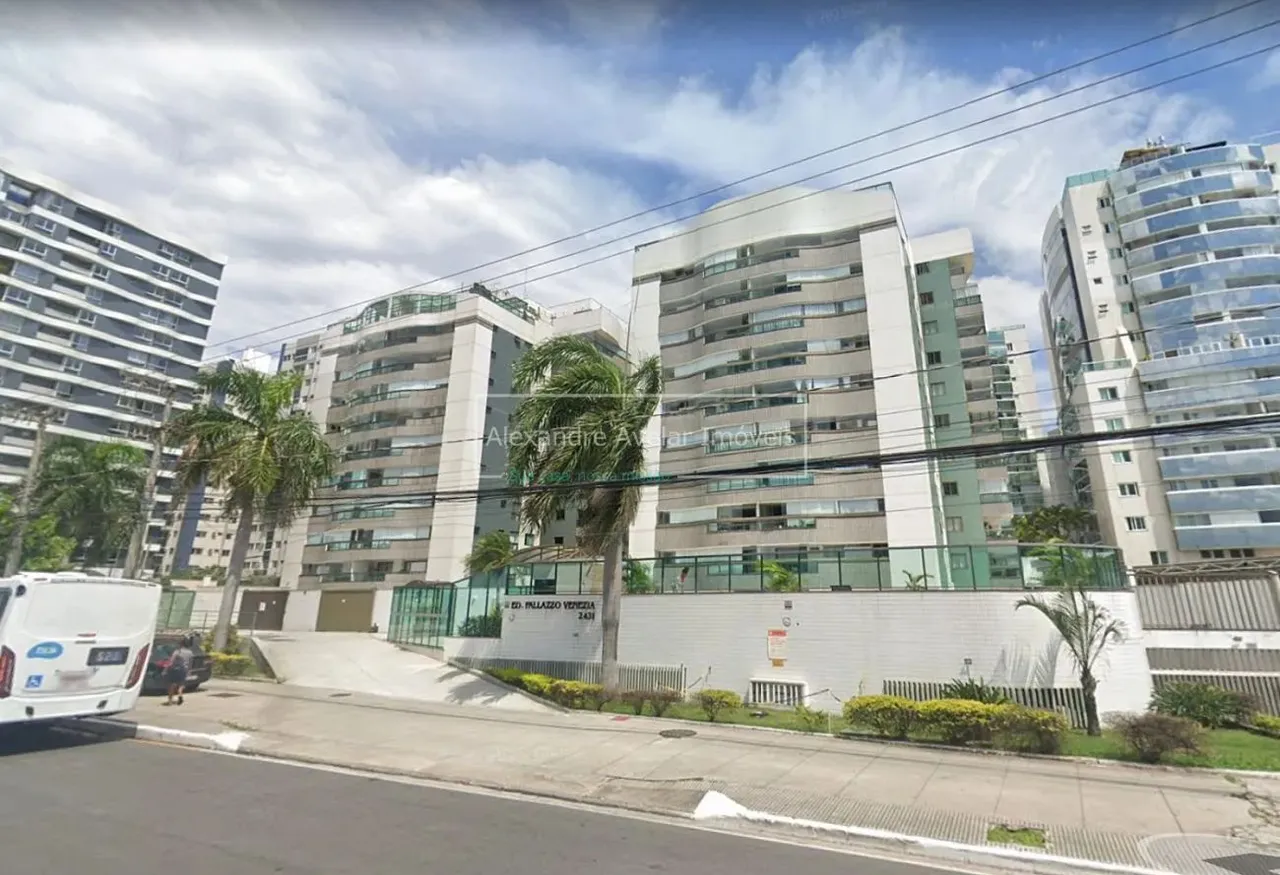 Apartamento 4 Quarto com 3 Suites