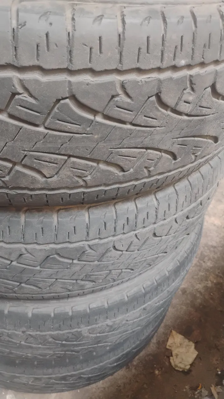 4 Pneus originais da Fiat Toro, Usados em Ótimo Estado