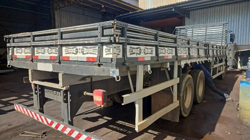 Carroceria Carga Seca 8.500mm X 2.600mm - OPORTUNIDADE - Foto 2