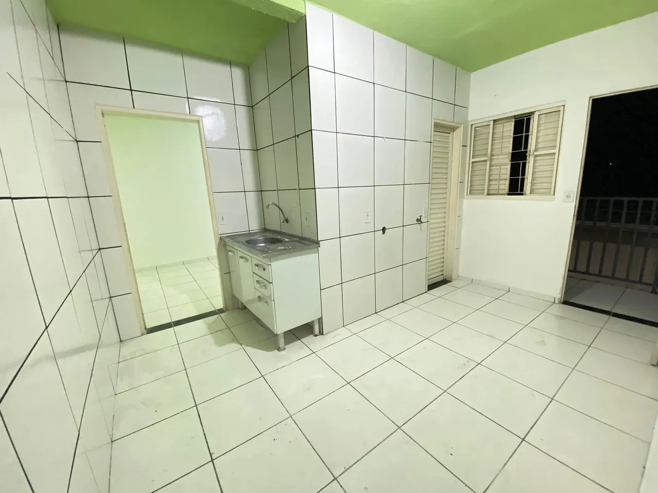 Apartamento com 2 quartos -39m²-Ao lado miguel sutil- Dom aquino