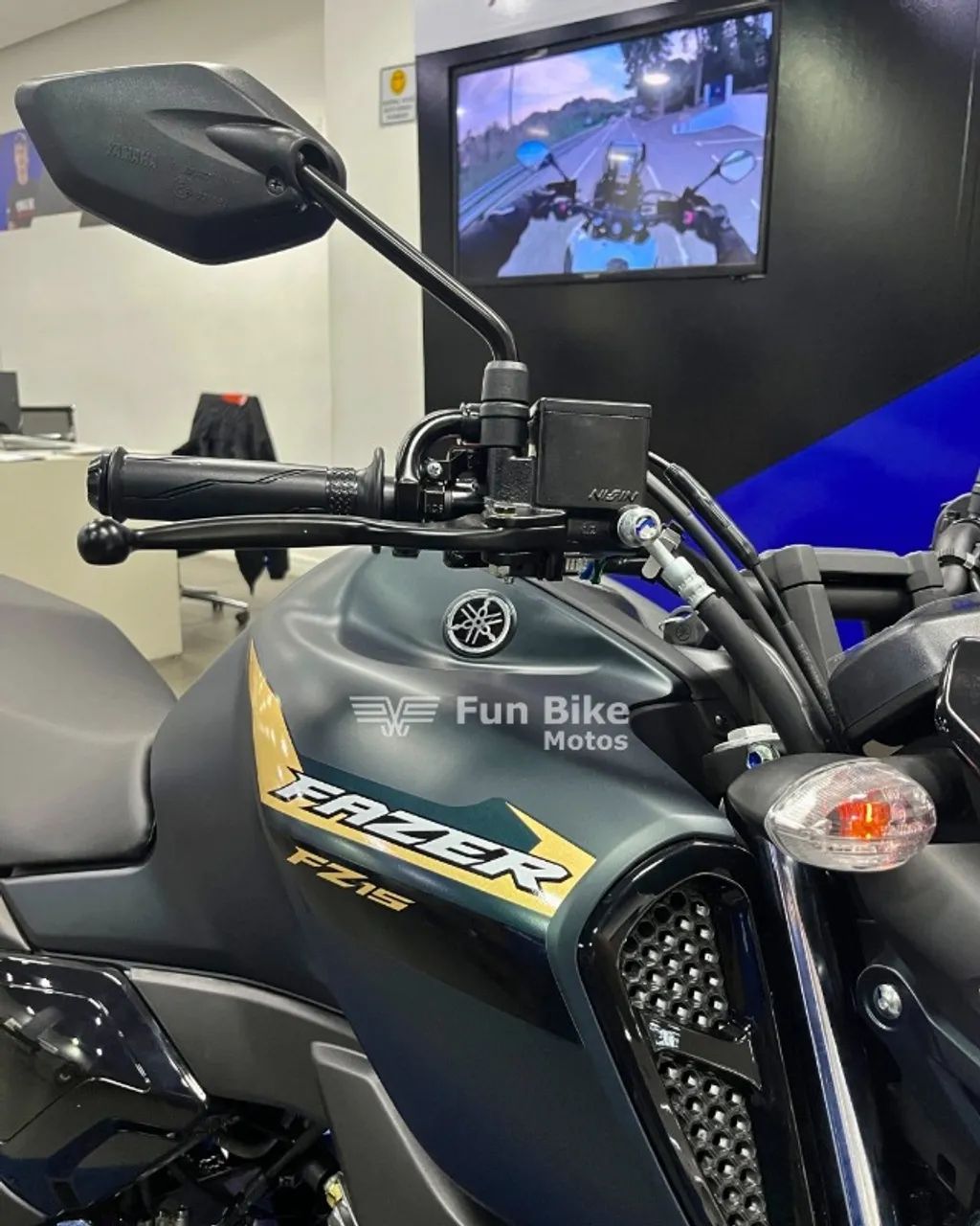 Fz15 RETIRADA NO MESMO DIA! - Foto 2