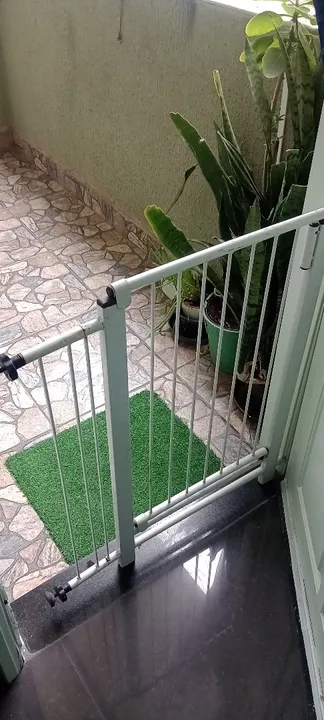 Portãozinho de segurança para crianças pequenas e pets