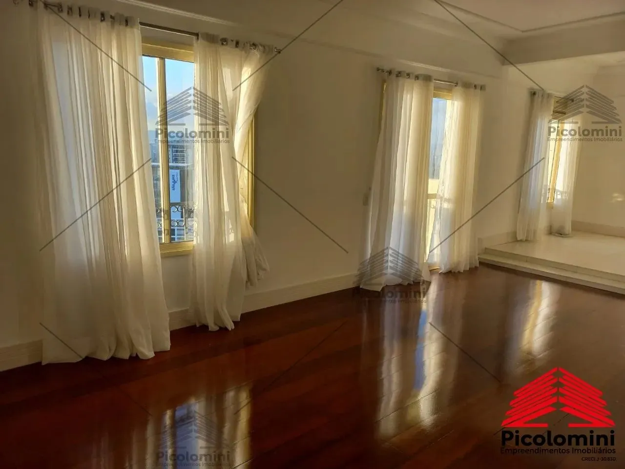 Apartamento para alugar no Tatuapé, 3 quartos, varanda, cozinha ampla, armários planejados