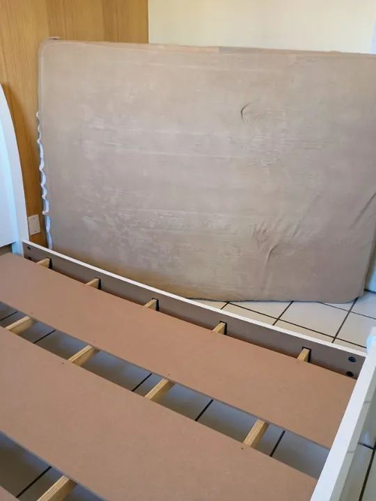 Cama + colchão de casal  - Foto 4