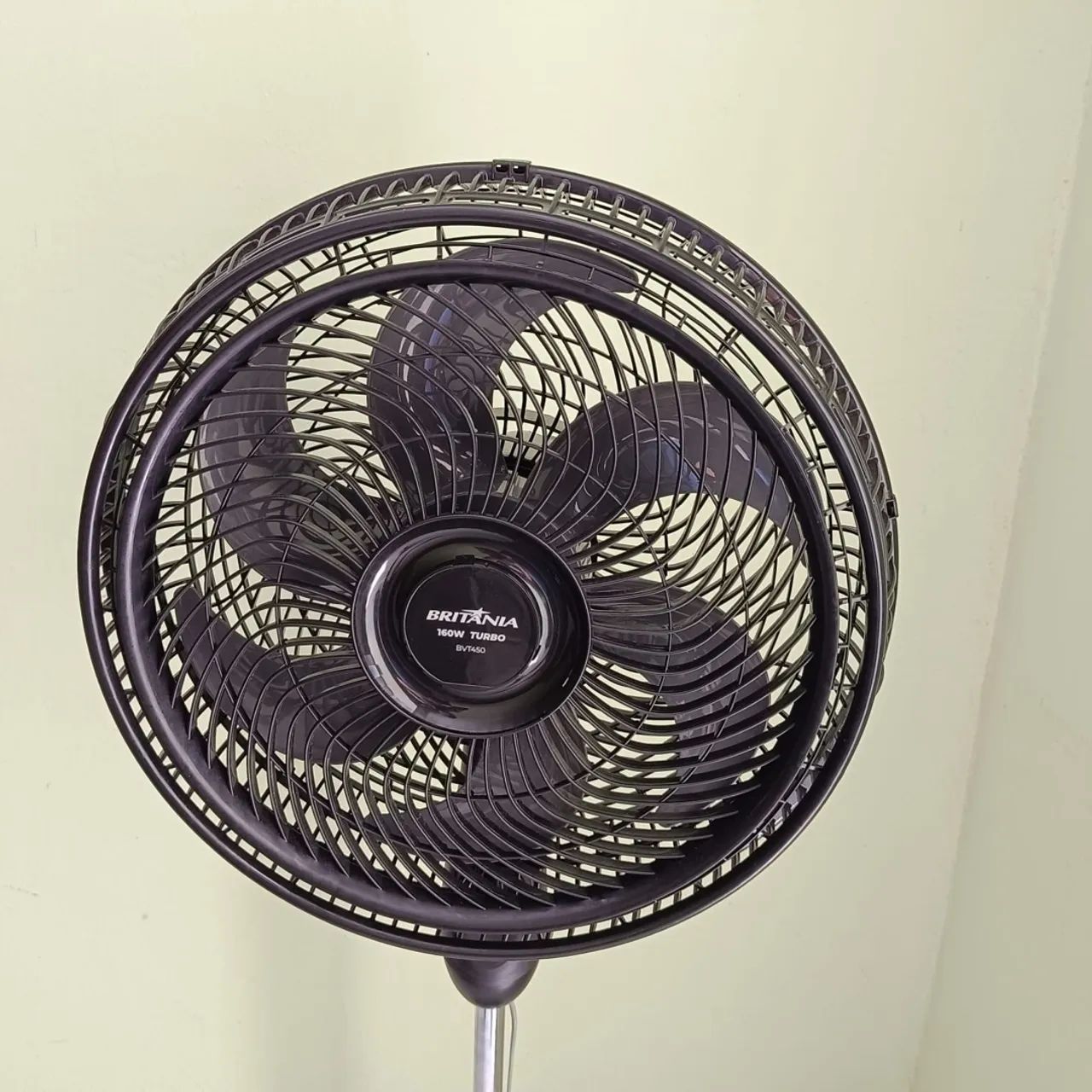 Ventilador de chão britânia - Foto 2