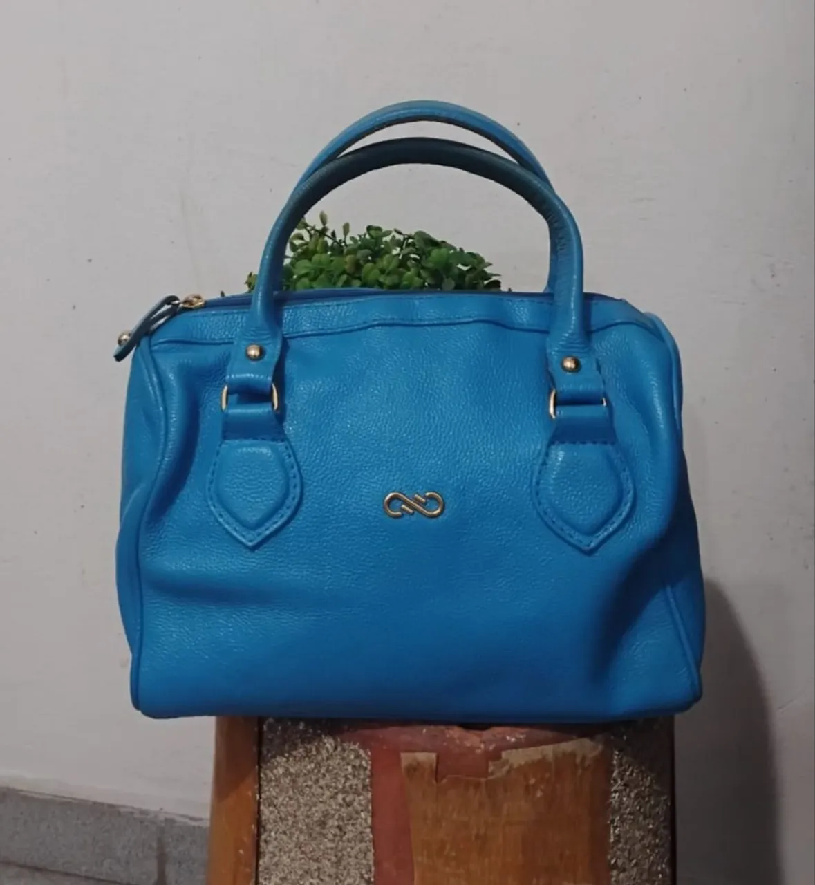 Bolsa de couro semi nova (couro e cia)
