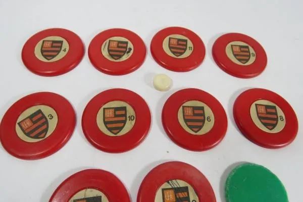  ANTIGO TIME DE FUTEBOL DE BOTÃO PANELINHA do FLAMENGO. Fabricação Estrela. Acompanha 01 B - Foto 3