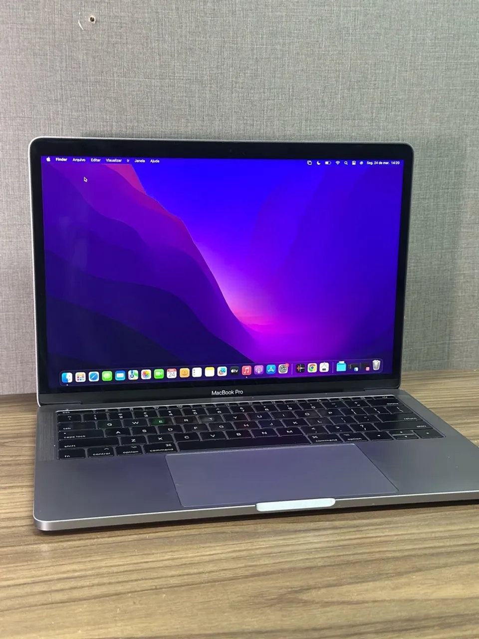 OTH Produtos - Macbook Pro 2017, MUHN2LL/A, Tela de 13.3
