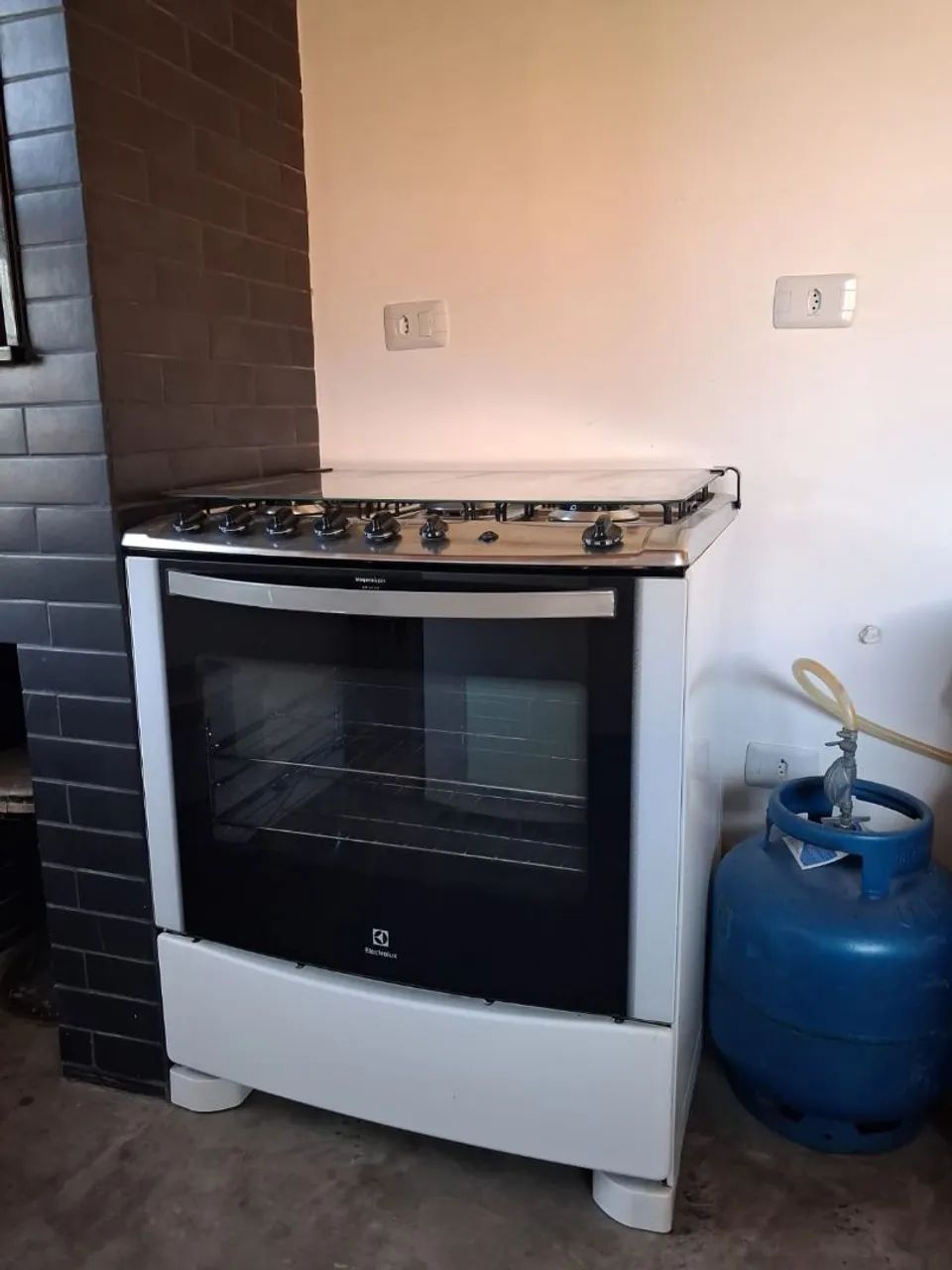 Vendo fogão Electrolux 5 bocas - Foto 4