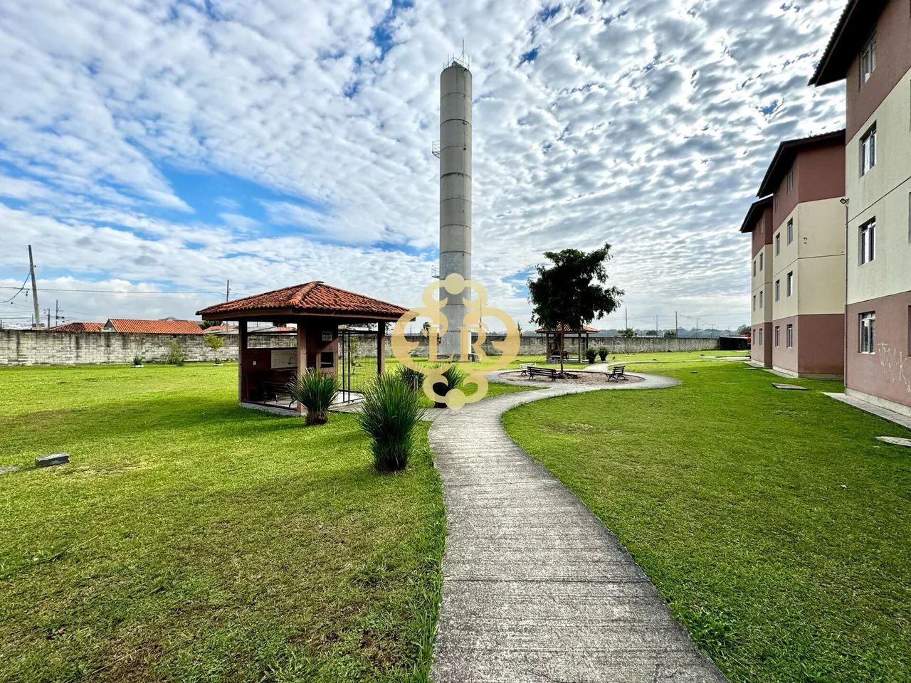 Residencial Vila Verde - Apartamento Padrão com 02 dormitórios no bairro Guatupê