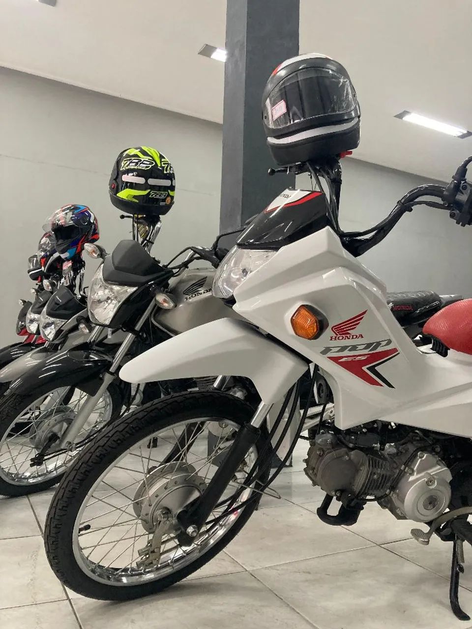 IMPERDIVEL!! POP 110CC ES 2024/2025 COM BAIXÍSSIMO KM  - Foto 5