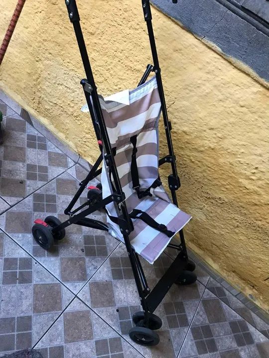 Carrinho de Bebê Dobrável