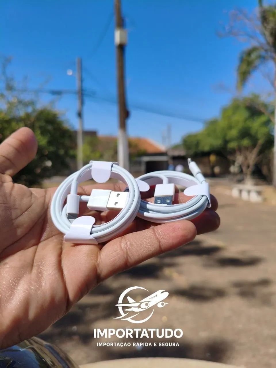 ? Original iPhone USB Cable (1m)64294769335553121