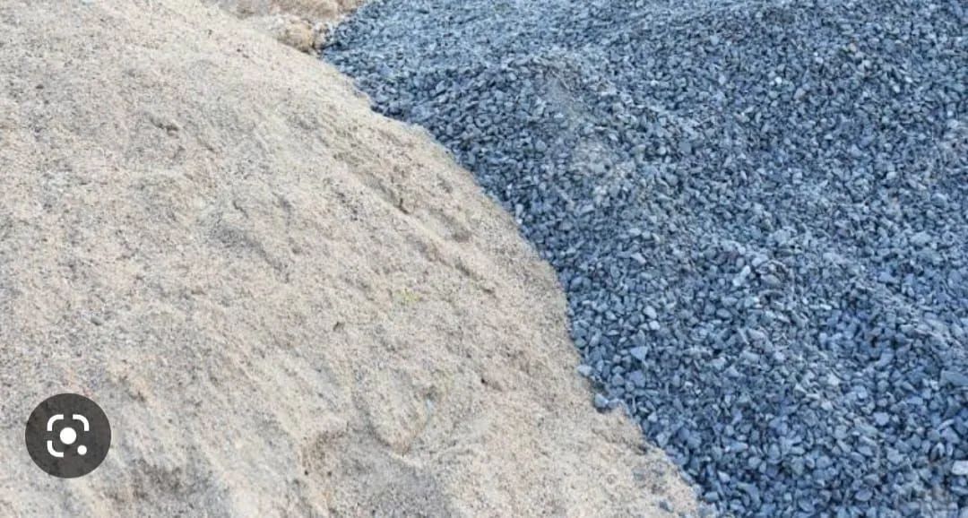 Areia, Brita, Pedra e Rachão - Entrega rápida! - Foto 4