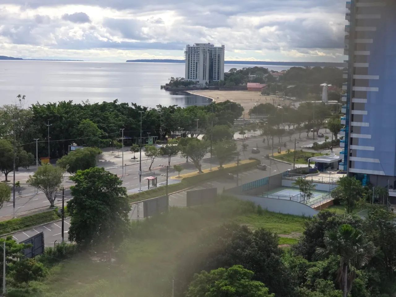 Vendo ap. Mirante do Rio Negro