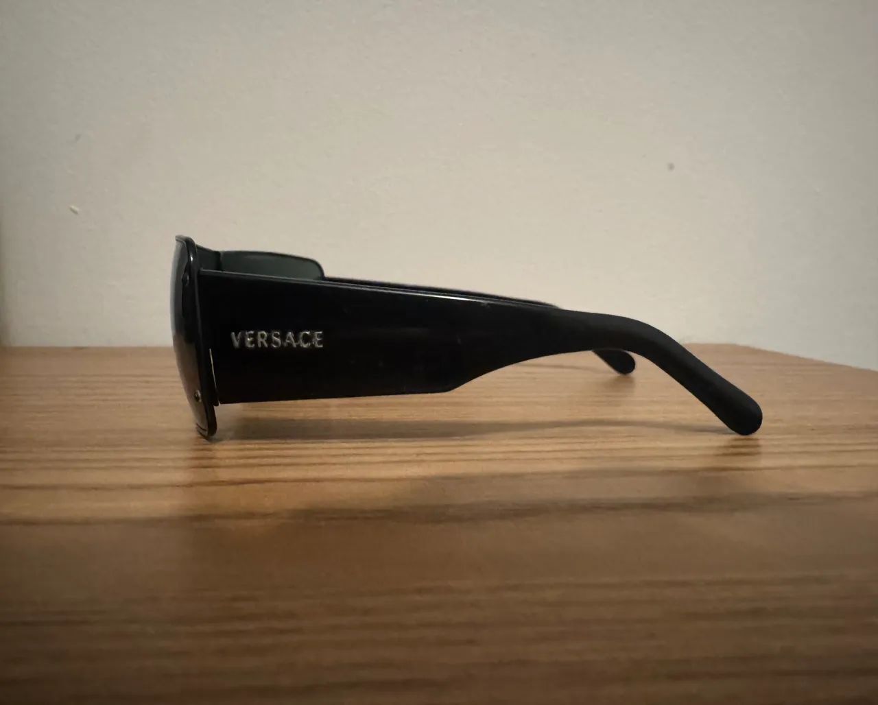 Versace Óculos de Sol Pretos - Foto 3
