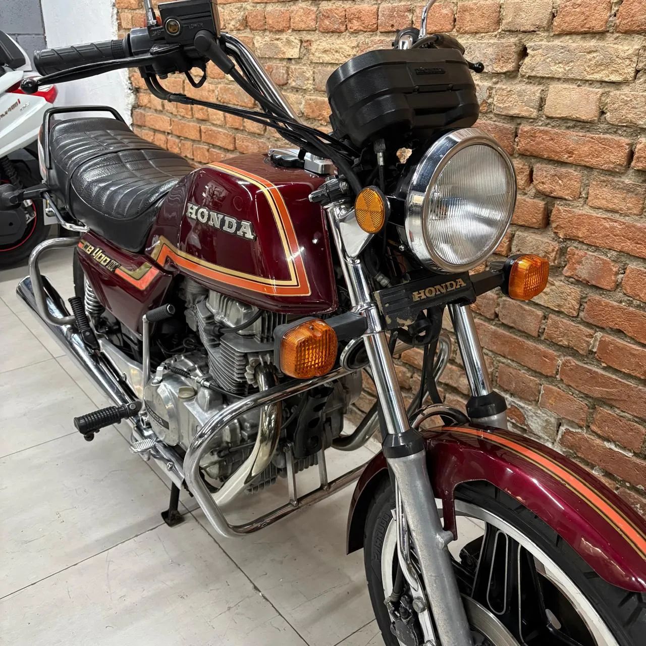 Honda 400 II - Foto 2